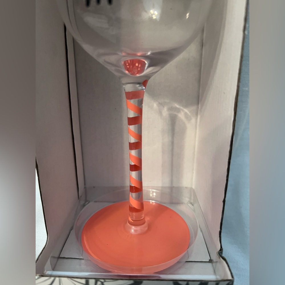 RAISE THE BAR Foxy Mama Wine Glass - Orange and White NWT - Picture 4 of 6